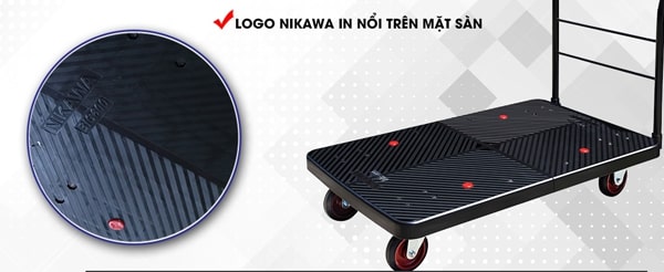 Logo Nikawa in nổi trên mặt sàn xe đẩy hàng